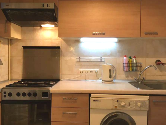 Продаж Квартира 2-кімнатна, 2/5 поверх на Евгения Танцюры (Генерала Петрова) улица, 39 Одеса