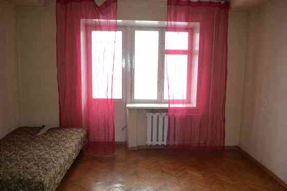 Продаж Квартира 3-кімнатна, 3/9 поверх на Дегтярівська вул., д. 58 Київ