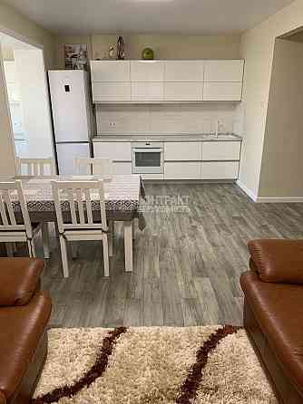 Продаж Квартира 3-кімнатна, 12/16 поверх на вул. Плехановская Kharkiv