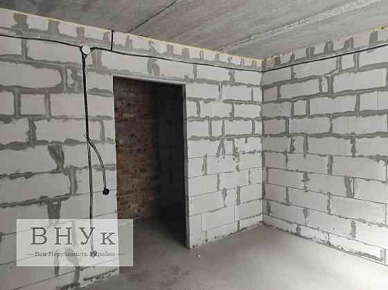 Продаж Квартира 2-кімнатна, 1/10 поверх на Злуки пр. Ternopil'