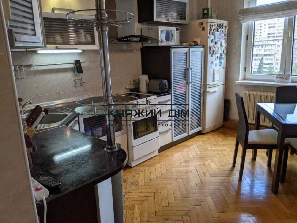 Большая 3к. квартира возле метро Позняки, ул.Гмыри. Код объекта: 21137235. Київ - фото 10