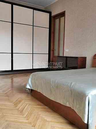 Продаж Квартира 3-кімнатна, 4/5 поверх на вул. Свободы Харьков