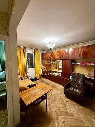 Продаж Квартира 1-кімнатна, 2/5 поверх на Стражеско Академика ул., 11 Київ