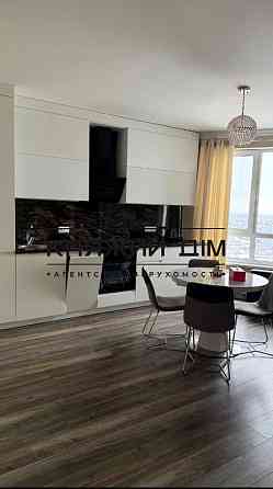 Оренда Квартира 1-кімнатна, 16/25 поверх на Бажана Николая просп. Киев