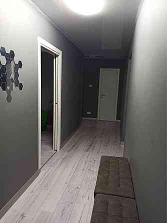 Продаж Квартира 4-кімнатна, 8/9 поверх на тростянецька, 12 Київ