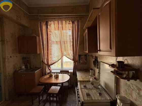 Продаж Квартира 3-кімнатна на ул. Прохоровская, 14 Одесса