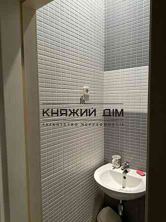 Продаж офісне приміщення на Лютеранская ул. поверх - 1/6 Київ