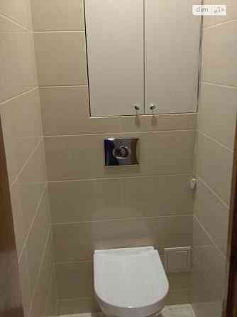 Оренда Квартира 3-кімнатна, 2/9 поверх на Володимира Івасюка, 40 Киев