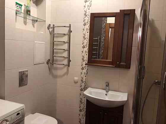 Оренда Квартира 2-кімнатна, 2/5 поверх на Кловський узвіз, 4 Київ