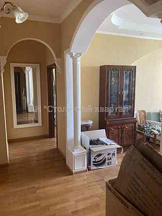 Продаж Будинок 2-кімнатний на Науки пр-т, 30 Kiev