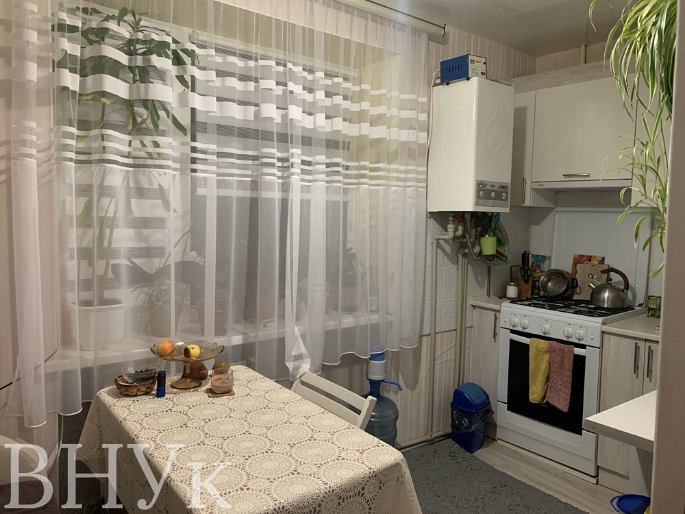 Продаж Квартира 1-кімнатна, 1/4 поверх на Рокині Наукова Рокині - фото 4