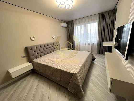 Продаж нової двохкімнатної квартири на Позняках Київ