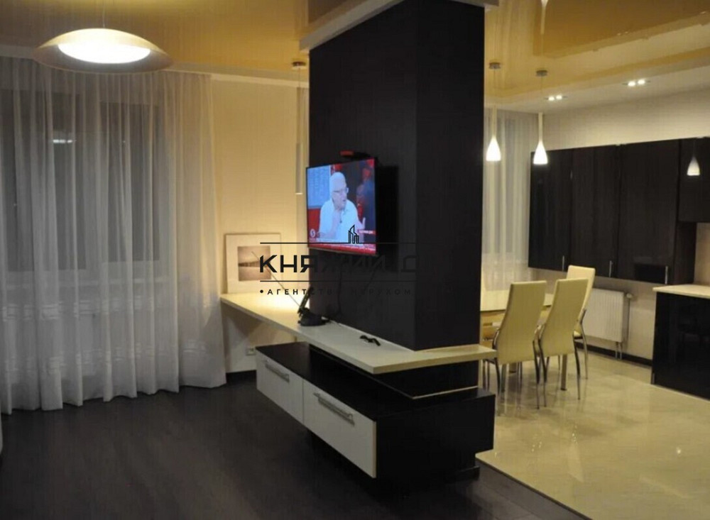 Продаж двокімнатної квартири студії по вул. Феодосійська 3В. Код об'єкта: 21144934 Київ - фото 1