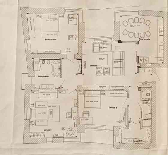 Продаж Квартира 4-кімнатна, 3/6 поверх на Успенская ул., 2 Одеса