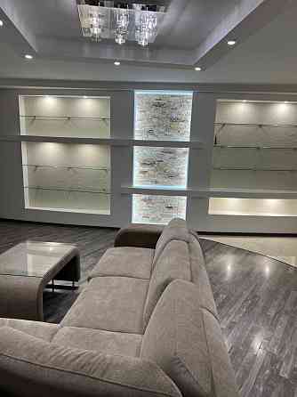 Продаж Квартира 3-кімнатна, 3/14 поверх на Вишняківська вул., д. 13 Kiev