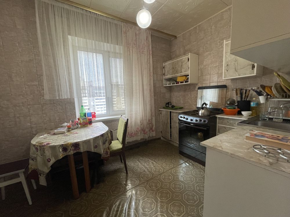 Продаж Квартира 3-кімнатна, 15/15 поверх на Бальзака Оноре вул., д. 61 Київ - фото 1