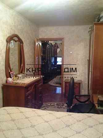 Продаж 3-кімнатної квартири біля метро Чернігівська, Дніпровський район, код № 21124505 Київ