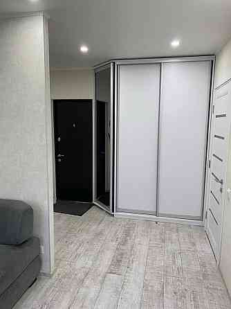 Оренда Квартира 2-кімнатна, 9/9 поверх на просп. Миколи Бажана, 5Є Киев