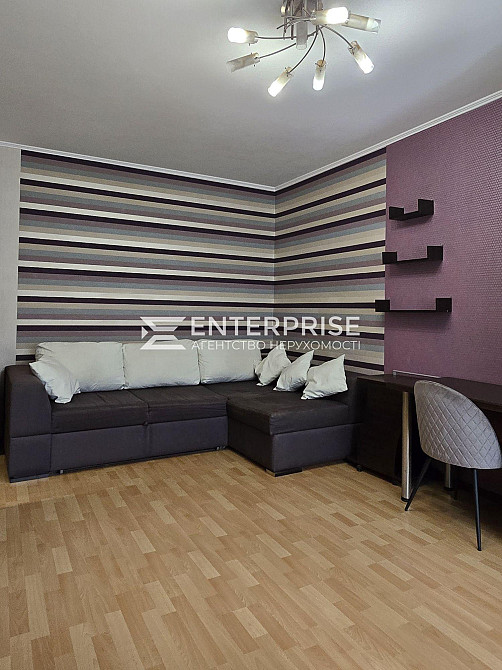 Продаж Квартира 2-кімнатна, 1/10 поверх Киев - изображение 1