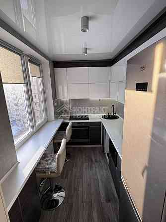 Продаж Квартира 3-кімнатна, 8/12 поверх на вул. Ахсарова Kharkiv