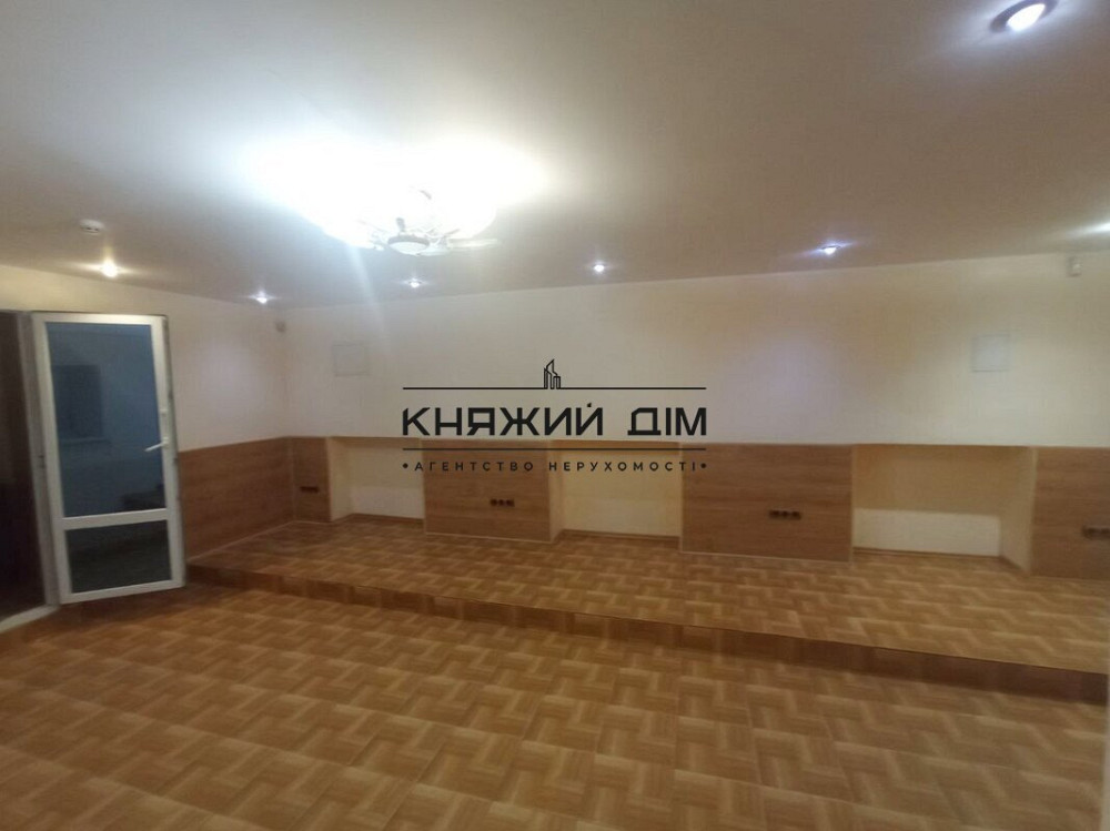 Оренда офісне приміщення на Почайнинская ул. поверх - 1 Kiev - photo 6