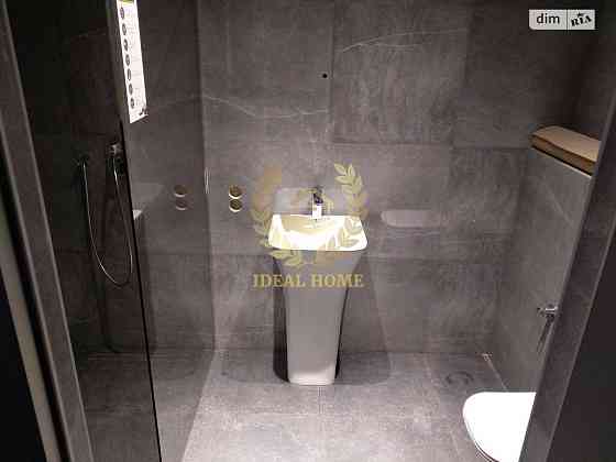 Продаж Квартира 3-кімнатна на Победы пл., 109А Kiev