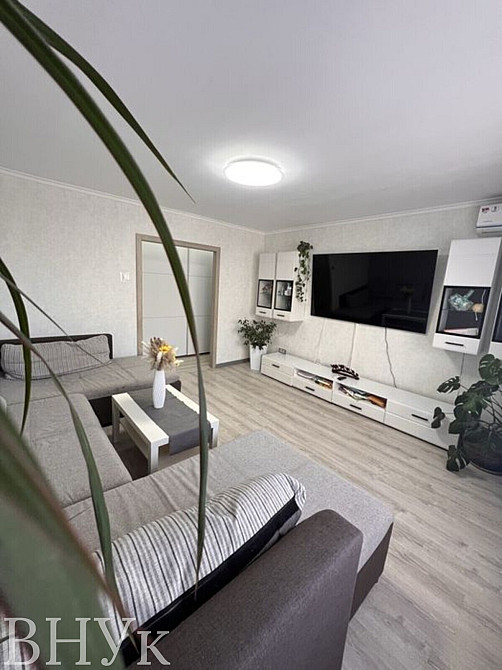 Продаж Квартира 4-кімнатна, 6/9 поверх на Мазепи L'viv - photo 1