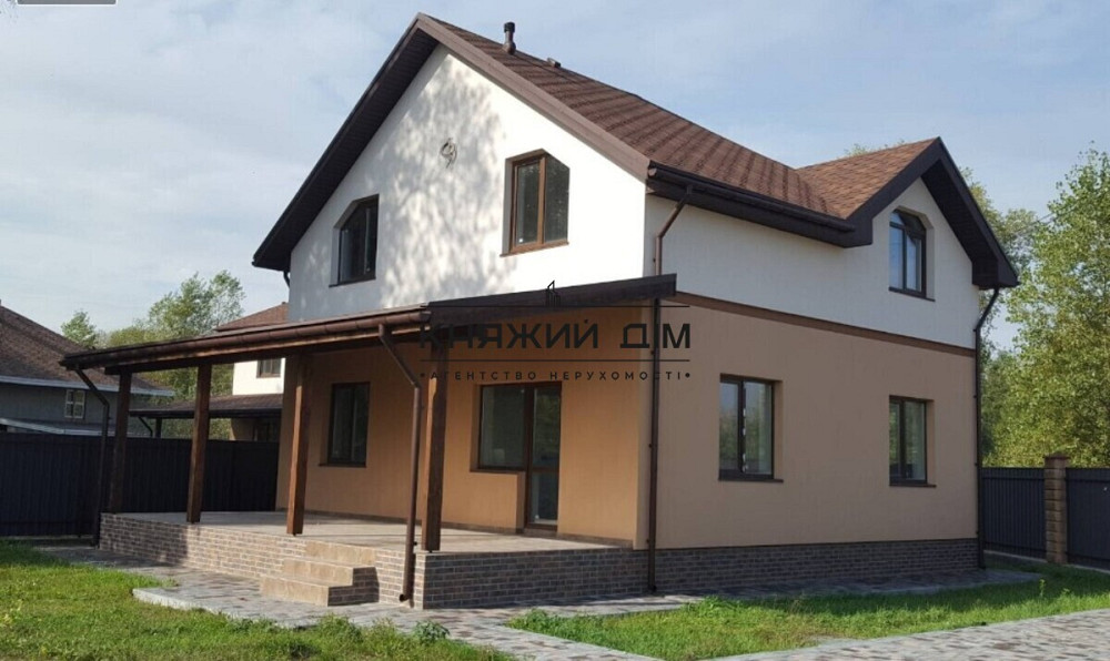 Продажа 2 эт. дома с ремонтом 150 м2 в с. Осещина, 1 линия от затоки р. Десна, свой пляж № 2210526 Осещина - фото 1