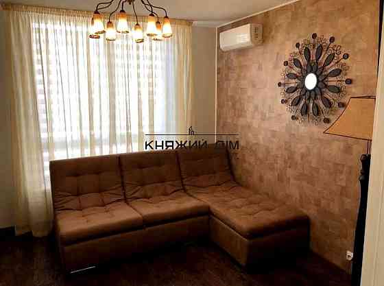 Оренда Квартира 2-кімнатна, 2/8 поверх на Практична Киев