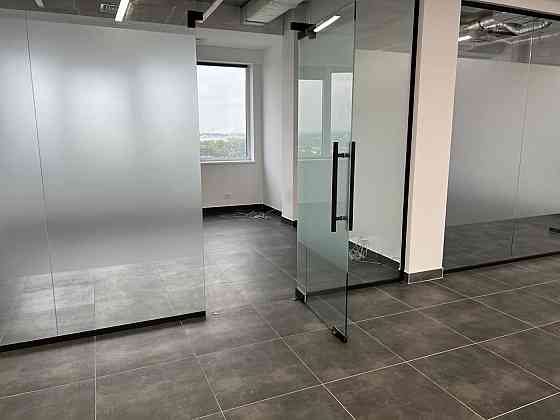 Оренда офісне приміщення на вул. Щирецька приміщень - 4, поверх - 9/10 Львов