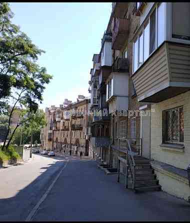 Оренда Будинок 15-кімнатний на Загорівська вул., 28 Київ