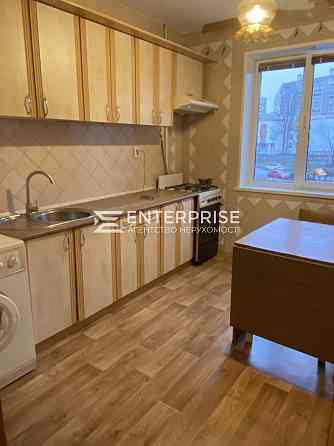 Продаж Квартира 3-кімнатна, 2/10 поверх на вул. Кошица Александра Киев