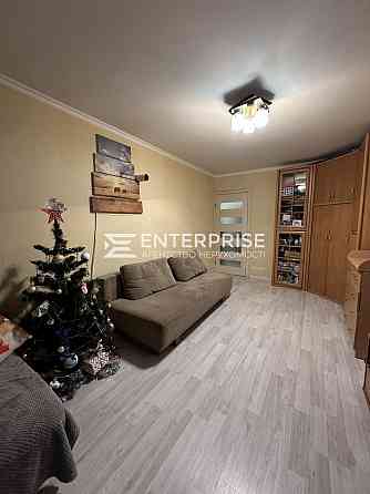 Продаж Квартира 1-кімнатна, 14/16 поверх на вул. Науки Киев