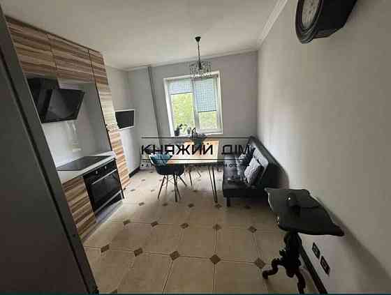 Продаж 1-кімнатної квартири з ремонтом на Драгоманова, метро Позняки. № 21145613 Київ