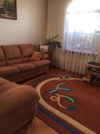 Продам 3-х этажный дом в Фонтанке-2 (ТЦ "Ривьера") Фонтанка