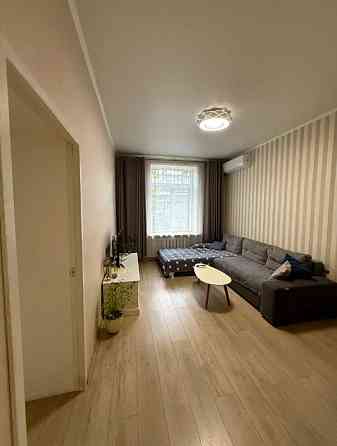 Продаж Квартира 2-кімнатна на ул. Дальницкая, 39 Одеса