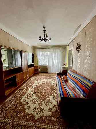 Продаж Квартира 3-кімнатна, 4/4 поверх на вул. Заводська 