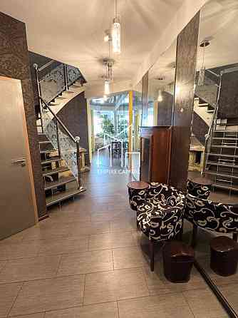 Продаж 3к Квартира 170 кв.м Стрийська вул. L'viv