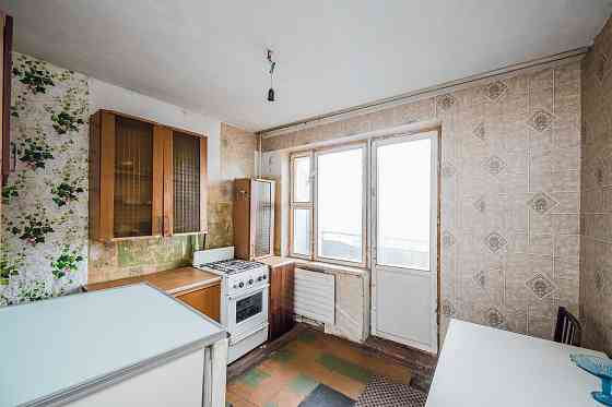 Продаж Квартира 1-кімнатна, 16/16 поверх на Ореста Левицького вул., д. 21 Kiev