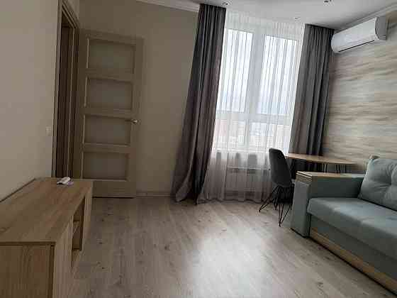 Оренда Квартира 1-кімнатна, 22/26 поверх на Драгоманова, 10 Київ