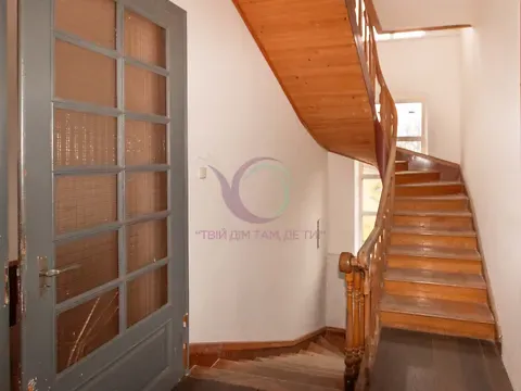 Продаж 3-поверховий   290 кв.м 5 кімн. на вул. Перекопська 10А Чернівці - фото 5