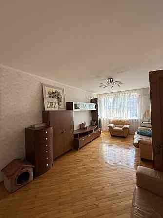 Продаж Квартира 3-кімнатна, 8/12 поверх на Юрія Іллєнка вул., д. 63 Kiev