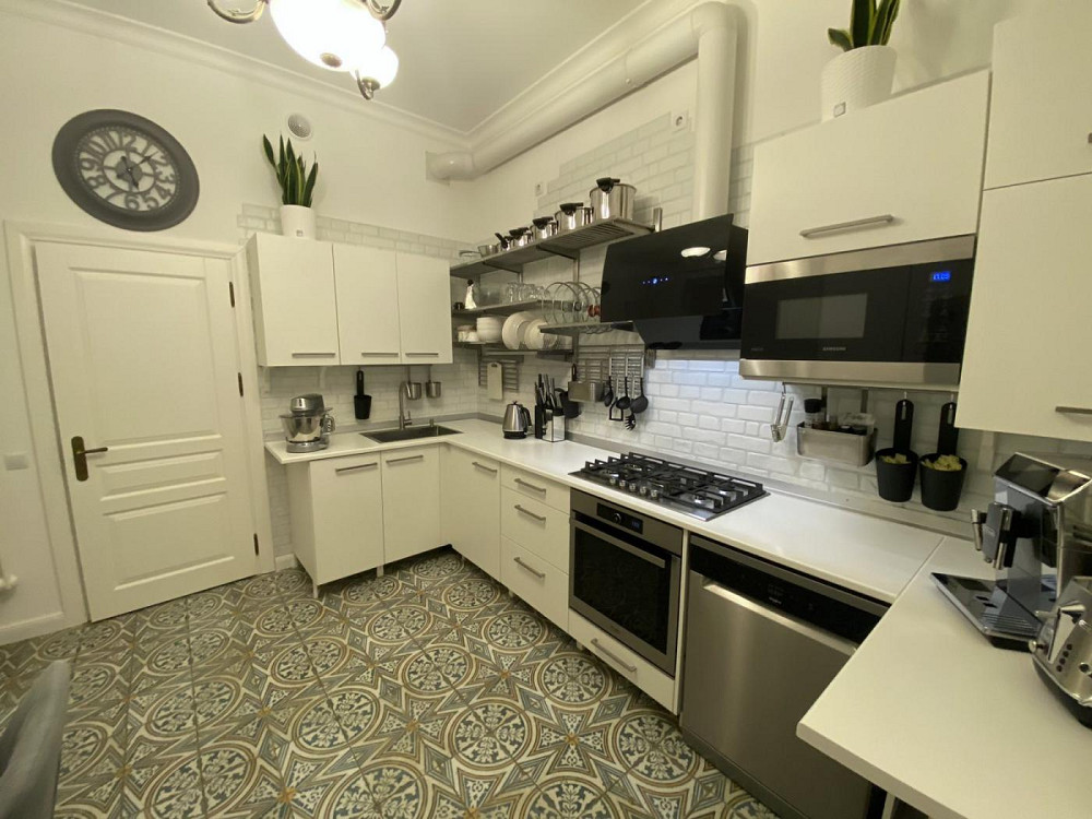 Продаж Квартира 6-кімнатна, 3/4 поверх на вул. Мосяжна Львів - фото 15