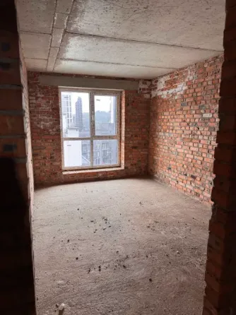 For sale 3-room Apartment 77 sq.m залізнична 9 Б L'viv