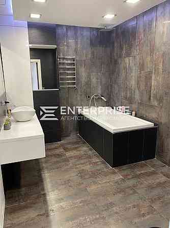 Продаж Квартира 2-кімнатна, 17/17 поверх на вул. Василия Липковского (раньше Урицкого) Kiev