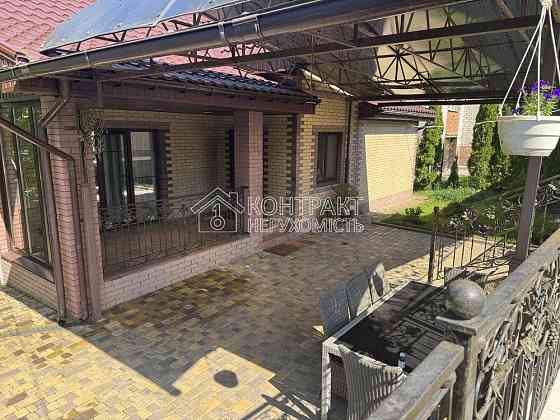 Продаж Будинок 5-кімнатний на вул. Зернова Рогань