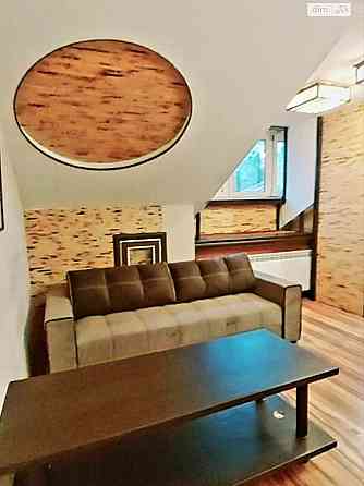 Оренда Квартира 3-кімнатна, 6/6 поверх на Мечникова Київ