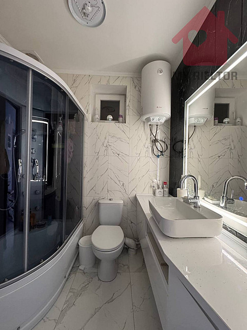 Продаж Будинок  - изображение 8