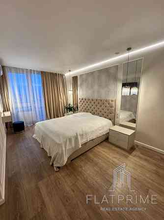 Продаж Квартира 2-кімнатна, 6/9 поверх на Зарічна вул., д. 6 Київ