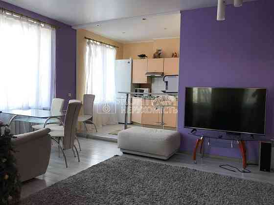 Продаж Квартира 3-кімнатна, 5/5 поверх на вул. Сумська Харків